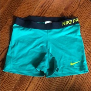 Nike spandex